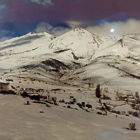 Pico Espiguete ホテル Alba de los Cardaños